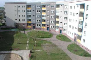 Wohnung mieten in Hinter Der Brauerei 2-18, 99947 Bad Langensalza, günstige und geräumige 3-Raumwohnung