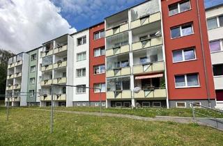 Wohnung mieten in Juri-Gagarin-Ring 29, 23966 Wismar-West, 3 Raumwohnung mit Balkon in ruhiger Lage