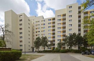 Wohnung mieten in Tirschenreuther Ring 14, 12279 Marienfelde, Befristet bis 31.05.2027! Handwerkliches Geschick benötigt für geräumige 3-Zimmer-Wohnung!