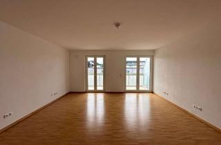 Wohnung mieten in Flurstraße 75, 90765 Ronhof, Helle 2-Zimmer-Wohnung mit Balkon in Fürth Ronhof