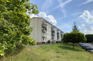Wohnung mieten in Am Drachenberg 69, 98617 Meiningen, Neu renovierte 4-Raum-Wohnung mit Balkon in ruhiger Waldrandlage