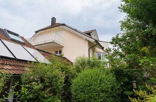 Wohnung mieten in 85579 Neubiberg, ***Heike Borchers Immobilien***Dachgeschoss(t)raum in ruhiger Wohngegend mit zwei Balkonen***