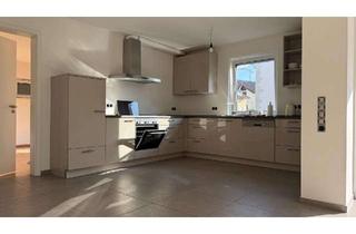 Wohnung mieten in Königstraße 14, 75056 Sulzfeld, Schöne 3-Zimmer-Wohnung in Sulzfeld mit Balkon