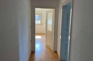 Wohnung mieten in Königsberger Str. 23, 97318 Kitzingen, Kleine gemütliche 3-Zimmer-Wohnung in der Siedlung - frisch saniert