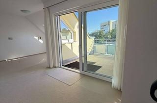 Wohnung mieten in Robert-Bosch-Straße, 86167 Lechhausen, 2 Zimmer DG-Wohnung mit Dachterrasse, betreutes Wohnen oder freie Nutzung möglich