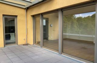 Wohnung mieten in Karl-Krämer-Str., 67061 Süd, 3-Zimmer Wohnung in Rheinnähe mit Dachterrasse und Einbauküche