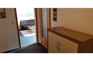Wohnung mieten in 51469 Bergisch Gladbach, Helles 34 m² Zi, in 2er WG in 90 m² Whg, zum 15.07.2026, WM inkl. WLAN + Netflix 657,56