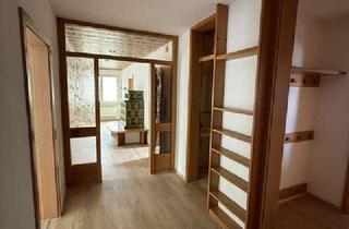 Wohnung mieten in Freudentaler Straße, 74343 Sachsenheim, Große helle 3 Zimmer-Wohnung mit großem Garten