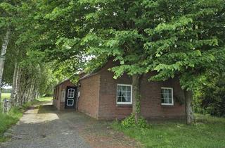Einfamilienhaus kaufen in 26529 Leezdorf, ***Ländlich gelegenes Einfamilienhaus mit Garagen in Leezdorf***PROVISIONSFREI