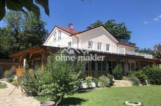 Haus kaufen in 82256 Fürstenfeldbruck, Familien-/Generationenhaus, 4-6 Einheiten, ca. 600 m² Wfl., 2017 kernsaniert