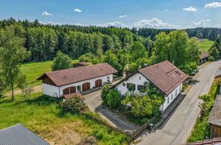 Haus kaufen in 94541 Grattersdorf, Hofstelle mit Herz – großzügiges Anwesen mit Reithalle, Reitplatz und Offenstallung!