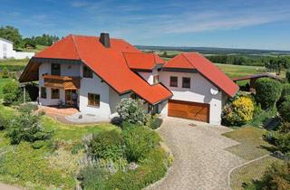 Haus kaufen in 79879 Wutach, Provisionsfrei: A+ Traumhaus mit ELW auf parkähnlichem Grundstück