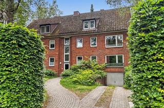Mehrfamilienhaus kaufen in 22359 Volksdorf, Ansprechendes Mehrfamilienhaus mit Entwicklungspotenzial und zusätzlichem Baufenster für zwei EFH