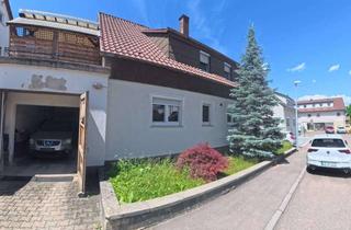 Haus kaufen in 73107 Eschenbach, Zweifamilienhaus, 197 m², 8 Zimmer, 399 m² Grundstück – 379.000 €