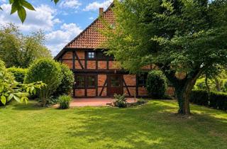 Haus kaufen in 30900 Wedemark, Traumhaftes Wohnen im Fachwerkhaus mit Garten