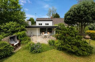 Haus kaufen in 30938 Burgwedel, Besondere Architektur, Traumgarten und viel Potenzial in Großburgwedel