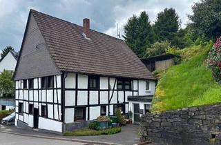 Haus kaufen in 58456 Witten, Historisches Fachwerkhaus mit Garage und großem Naturgrundstück in Herbede