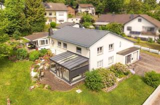 Haus kaufen in 56477 Rennerod, Stilvolles Wohnen mit außergewöhnlicher Flexibilität - charmantes Zuhause im Herzen von Rennerod