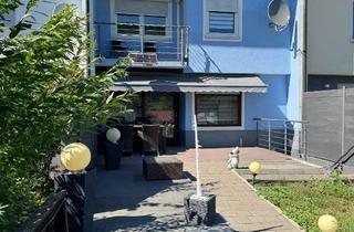 Haus kaufen in 73447 Oberkochen, top gepflegtes, fortlaufend renoviertes Reihenmittelhaus in Oberkochen zu verkaufen.