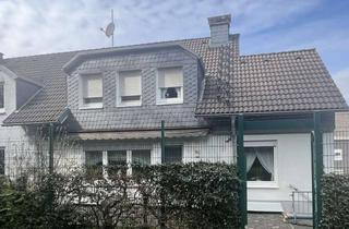 Doppelhaushälfte kaufen in 51688 Wipperfürth, Schöne Doppelhaushälfte mit Doppelgarage zentral in Wipperfürth!