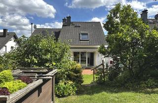 Haus mieten in Stephinskystraße 14, 53902 Bad Münstereifel, Gepflegte Doppelhaushälfte mit Traumgarten und Garage