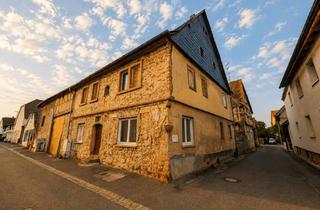 Grundstück zu kaufen in 63843 Niedernberg, Großes Entwicklungspotenzial in Niedernberg: Denkmalsanierung & Wohnungsneubau auf ca. 1.609 m²!