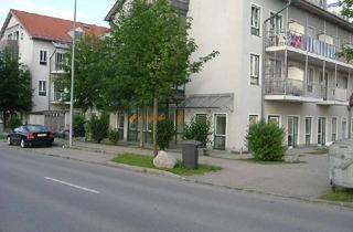 Büro zu mieten in Tölzer Straße 31, 83607 Holzkirchen, Effizient nutzbare helle Büro-/Praxis-/Ladenfläche EG mit vier Stellplätzen, um 110Qm erweiterbar.