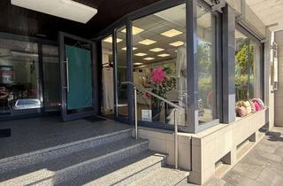 Geschäftslokal mieten in Hauptstraße 83, 51491 Overath, Ladenlokal mit großer Schaufensterfront im Herzen von Overath zu vermieten
