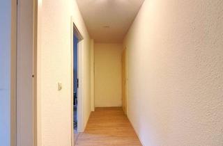 Wohnung kaufen in Römerstraße 5/1, 72218 Wildberg, Renovierte 1,5 Zimmer Erdgeschoss Wohnung mit Terrasse, Tiefgarage & Einbauküche