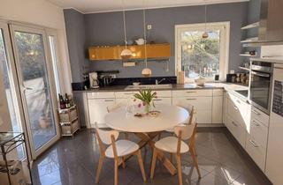 Wohnung kaufen in Grüntenstraße 10, 12107 Berlin, Lichtdurchflutete Maisonette-Wohnung mit Gartenidylle / provisionsfrei