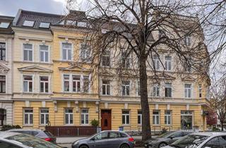 Wohnung mieten in Schenkendorfstr., 39108 Stadtfeld Ost, Charmante 4-Raum-Dachgeschosswohnung mit Loggia und sichtbaren Balken in Stadtfeld Ost
