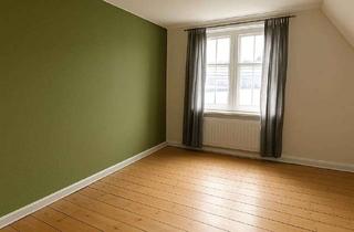 Wohnung mieten in Voßstraße 200, 45966 Gladbeck, Wohnen mit Charakter: 2,5-Zimmer-Wohnung in Gladbeck