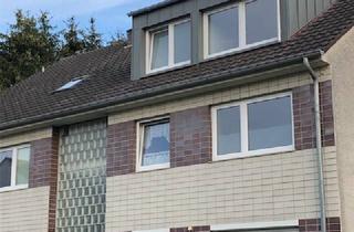 Wohnung mieten in Alte Heide, 51147 Wahnheide, Helle Dachgeschosswohnung in Köln- Wahnheide