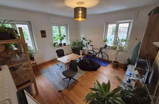 Wohnung mieten in Lorenzstr, 76135 Südweststadt, Stilvolle 3-Zimmer-Wohnung in Bestlage mit Echtholzdielen & 2 Bädern (WG-geeignet)