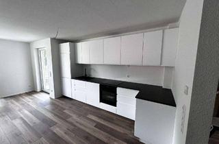 Wohnung mieten in Hofäckerstraße, 74889 Sinsheim, Exklusive 3,5-Zimmer-EG-Wohnung mit gehobener Innenausstattung mit Balkon und EBK in Sinsheim