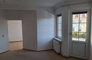 Wohnung mieten in 38820 Halberstadt, 73 m² Altbauwohnung mit Garten, Balkon und Ausbaureserve zur Maisonette