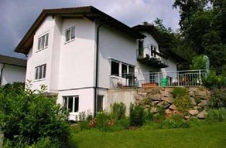 Wohnung mieten in 69226 Nußloch, Lebendiger Wohnraum: 3-Zimmer-Wohnung in Nußloch mit Blick in die Rheinebene und gr. Terrasse