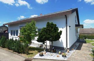 Haus kaufen in 75248 Ölbronn-Dürrn, Ölbronn - Freistehendes, modernisiertes 2-Fam.-Haus mit Doppelgarage in Top-Wohnlage!