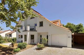 Einfamilienhaus kaufen in 71254 Ditzingen, Großzügiges Einfamilienhaus mit Wintergarten, PV-Anlage & Wallbox auf 856m² in Schöckingen