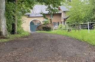 Haus mieten in 53343 Wachtberg, Forsthaus in Alleinlage - Wohnen am Wald