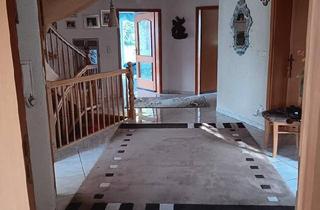 Einfamilienhaus kaufen in 97534 Waigolshausen, Waigolshausen - Großzügiges freistehendes Einfamilienhaus mit Einliegerwohnung