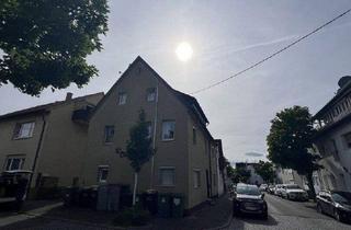 Mehrfamilienhaus kaufen in 71679 Asperg, Asperg - Mehrfamilienhaus mit Entwicklungspotenzial in begehrter zentraler Lage von Asperg