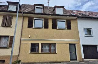 Haus kaufen in 79541 Lörrach, Lörrach / Brombach - Charmantes Reihenmittelhaus mit großem Potenzial für Handwerker und Sanierer