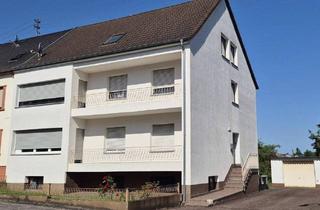 Mehrfamilienhaus kaufen in 66787 Wadgassen, Wadgassen - Gepflegtes Mehrfamilienhaus in Wadgassen-Hostenbach zu verkaufen