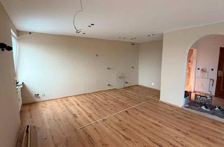 Wohnung kaufen in 84513 Töging, Töging am Inn - 2,5 Zimmer Wohnung Kernsaniert mit Balkon