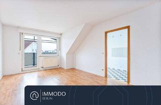 Wohnung kaufen in 13086 Berlin, Berlin - ?? Über den Dächern Berlins: Helle 3 Zi-DG-Whg mit Blk, 2 Schlafzimmern in guter Lage von Weißensee