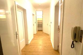 Wohnung kaufen in 22459 Hamburg, Hamburg - Kapitalanlage plus 12 Stellplätze in Hamburg Niendorf