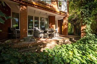 Wohnung kaufen in 10787 Tiergarten, Zuhause im Grünen mit den urbanen Vorzügen der Stadt! Bezugsfreies 5 Zimmer Reiheneckhaus!