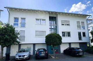Wohnung kaufen in 70736 Fellbach, Helle 4,5-Zimmer-Wohnung mit Balkon und Garage - Leerstand