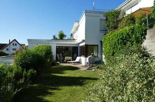Wohnung kaufen in 72585 Riederich, Wohnen mit Hauscharakter –Außergewöhnliche Terrassenwohnung mit 2 Sonnenterrassen und Gartenante